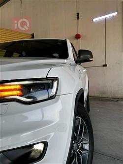 جیپ گراند شیرۆکی